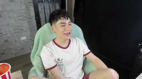 Snapshot of sebas_rosse chatting on 06-26-26, 11:31 sebastian online show from 06-26-26, 11:31