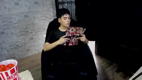 Snapshot of sebas_rosse chatting on 07-11-26, 09:27 sebastian online show from 07-11-26, 09:27