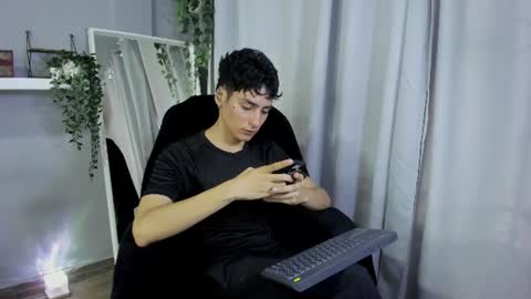 Snapshot of sebas_rosse chatting on 07-16-26, 10:38 sebastian online show from 07-16-26, 10:38