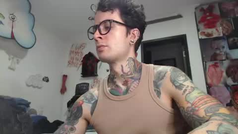 Snapshot of sebasbigdick_ chatting on 07-01-26, 05:42 spityio instagram online show from 07-01-26, 05:42