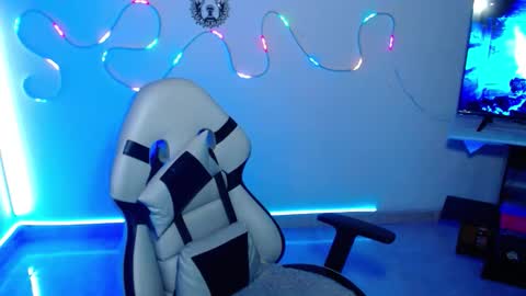 Snapshot of sebastian_025 chatting on 12-02-25, 08:19 Sebastian online show from 12-02-25, 08:19