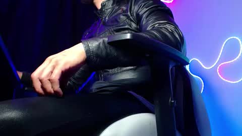 Snapshot of sebastian_025 chatting on 02-21-26, 09:10 Sebastian online show from 02-21-26, 09:10