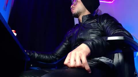 Snapshot of sebastian_025 chatting on 02-23-26, 10:45 Sebastian online show from 02-23-26, 10:45