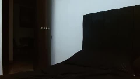 Snapshot of sebastiano_97 chatting on 12-20-24, 04:20 Sebastiano online show from 12-20-24, 04:20