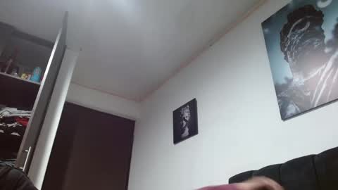 Snapshot of sebastiano_97 chatting on 12-31-24, 05:33 Sebastiano online show from 12-31-24, 05:33