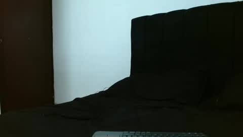 Snapshot of sebastiano_97 chatting on 01-26-25, 03:17 Sebastiano online show from 01-26-25, 03:17