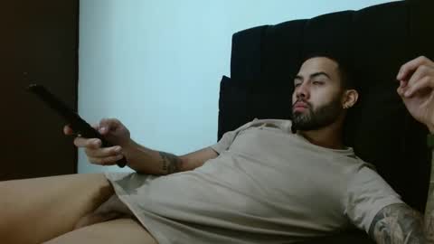 Snapshot of sebastiano_97 chatting on 02-05-25, 04:48 Sebastiano online show from 02-05-25, 04:48