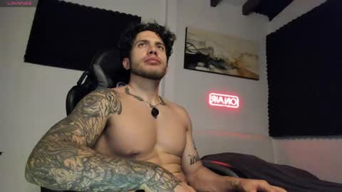 Snapshot of sebastianortizm chatting on 04-23-26, 01:07 Lucian Sinclair online show from 04-23-26, 01:07