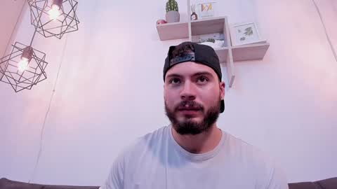 Instagram jeanpaulfit  online show from 01-03-25, 01:27