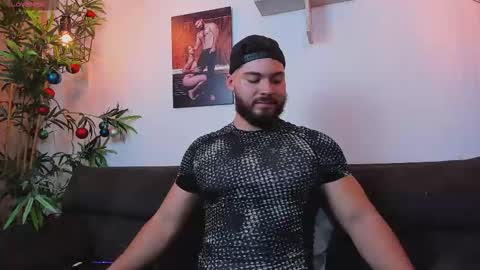 Instagram jeanpaulfit  online show from 03-28-26, 11:26