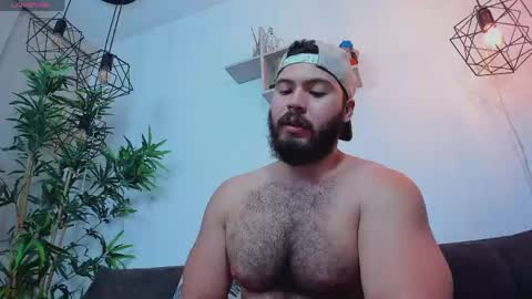 Instagram jeanpaulfit  online show from 05-07-26, 01:22