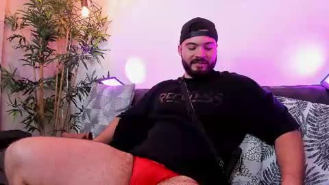 Instagram jeanpaulfit  online show from 06-19-26, 09:40