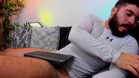 Instagram jeanpaulfit  online show from 06-30-26, 09:38