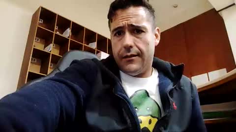 Snapshot of sebatorlop chatting on 03-18-26, 01:31 Sebastian Torres Lpez online show from 03-18-26, 01:31
