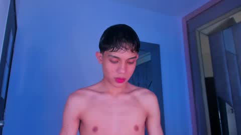 Sebastian online show from 03-22-26, 06:33