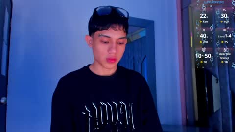 Sebastian online show from 04-25-26, 08:39