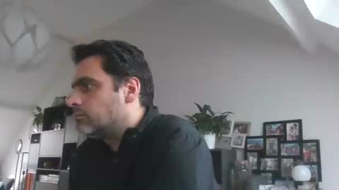 Snapshot of sebix9206 chatting on 01-09-26, 10:51 sebix9206 online show from 01-09-26, 10:51