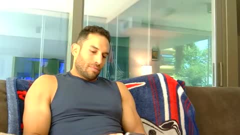 Sebastian Royce online show from 06-09-26, 06:08