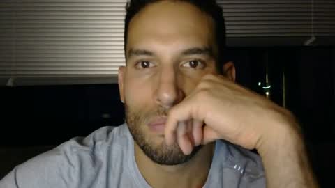 Sebastian Royce online show from 06-12-26, 05:50