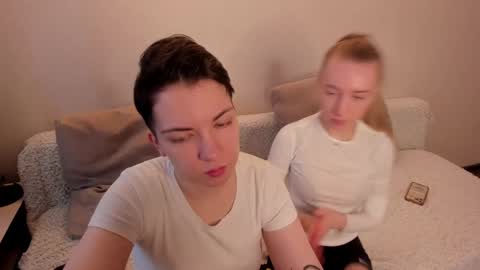 Snapshot of secret_dreams_ chatting on 02-23-25, 08:06 Amanda and pair in a real life we love each other but can play with you online show from 02-23-25, 08:06