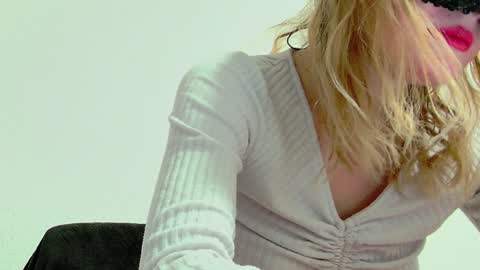 Snapshot of secretanni chatting on 12-07-24, 08:05 Anni online show from 12-07-24, 08:05