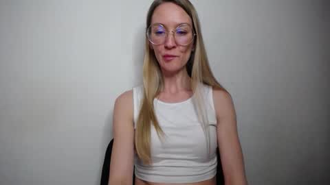Snapshot of secretcandy222 chatting on 02-11-26, 12:32 secretcandy222 online show from 02-11-26, 12:32