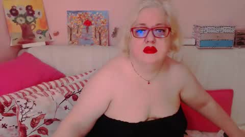 Snapshot of secretloverbbw chatting on 11-03-25, 07:59 Alice online show from 11-03-25, 07:59