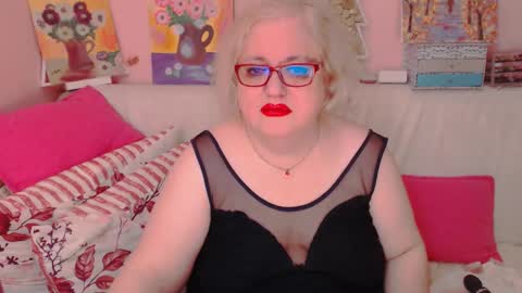 Snapshot of secretloverbbw chatting on 11-13-25, 07:46 Alice online show from 11-13-25, 07:46