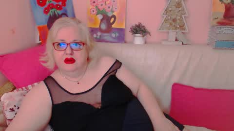 Snapshot of secretloverbbw chatting on 01-16-26, 07:51 Alice online show from 01-16-26, 07:51