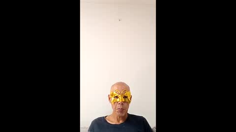 Snapshot of secretmuscling chatting on 03-27-26, 07:46 Secret Muscle online show from 03-27-26, 07:46