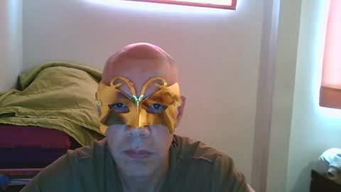 Snapshot of secretmuscling chatting on 04-01-26, 05:10 Secret Muscle online show from 04-01-26, 05:10