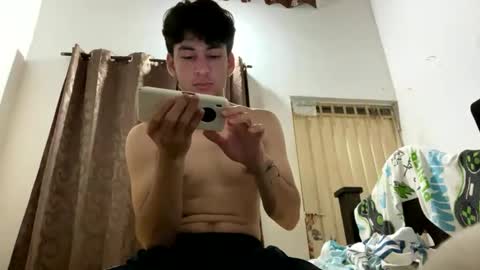 Snapshot of secreto_chat_ chatting on 09-09-25, 02:55 secreto_chat_ online show from 09-09-25, 02:55