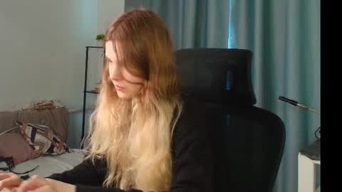Snapshot of secrettier chatting on 07-15-26, 05:23 secrettier online show from 07-15-26, 05:23