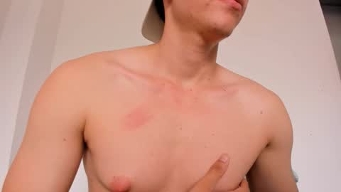 Snapshot of seder_4 chatting on 02-17-26, 07:53 Sebas online show from 02-17-26, 07:53