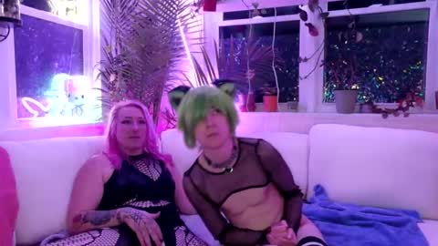 sedeussa online show from 04-23-26, 05:08