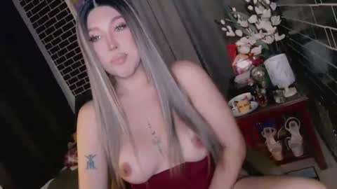 Ada Thompson online show from 04-28-26, 01:49