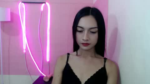 Snapshot of seductive_ejayxxx chatting on 01-21-25, 12:29 Ejay is my name online show from 01-21-25, 12:29