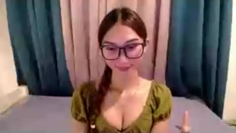 Snapshot of seductive_kimxxx chatting on 07-12-26, 05:09 your miss universe kim online show from 07-12-26, 05:09