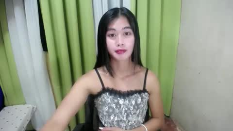 Snapshot of seductive_monicaxxx chatting on 06-09-26, 06:03 NIK online show from 06-09-26, 06:03