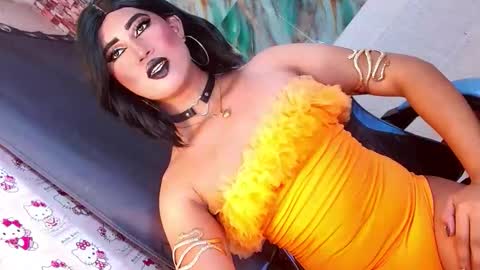 Snapshot of seductive_scarllete chatting on 01-06-26, 12:03 SCARLETTE online show from 01-06-26, 12:03