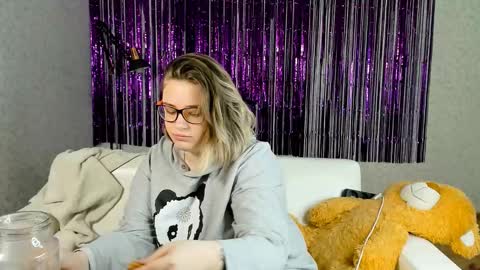 seductive_she_wolf online show from 03-02-25, 08:29