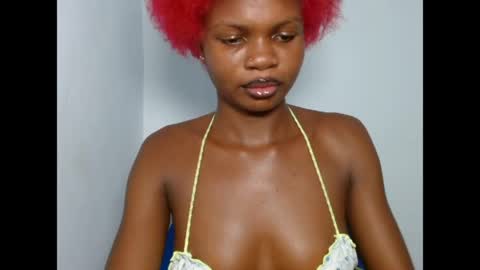 seductive_sugar247 online show from 04-12-26, 09:25