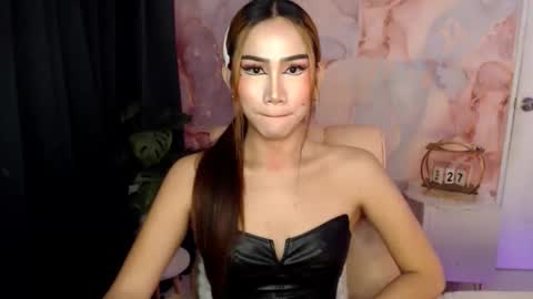 Vanessa online show from 03-27-26, 01:44