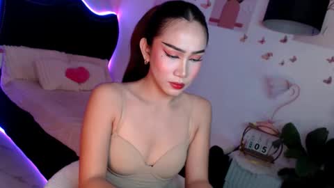 Vanessa online show from 05-04-26, 06:15