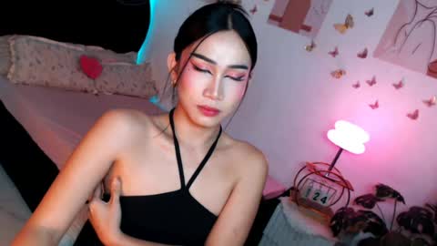Snapshot of seductive_vana chatting on 06-24-26, 12:09 Vanessa online show from 06-24-26, 12:09