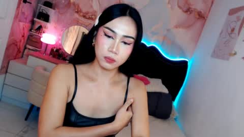 Snapshot of seductive_vana chatting on 07-09-26, 12:15 Vanessa online show from 07-09-26, 12:15