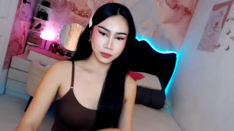 Snapshot of seductive_vana chatting on 07-11-26, 08:33 Vanessa online show from 07-11-26, 08:33