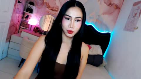 Snapshot of seductive_vana chatting on 07-12-26, 11:18 Vanessa online show from 07-12-26, 11:18