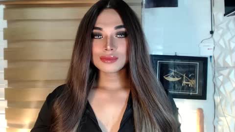 Deluxe online show from 03-04-25, 06:58