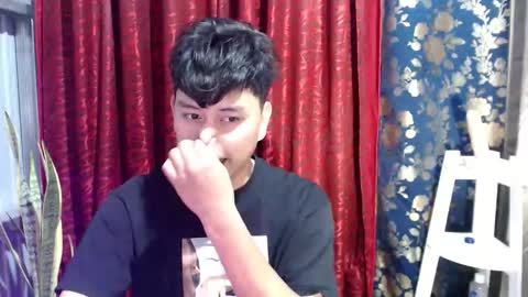 Snapshot of seductivee_bigcock chatting on 03-11-26, 08:31 John online show from 03-11-26, 08:31